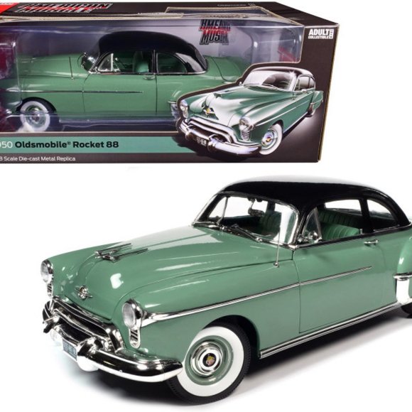 NIB Auto World Die-cast 1:18 1950 Oldsmobile Rocket 88 Alder Green